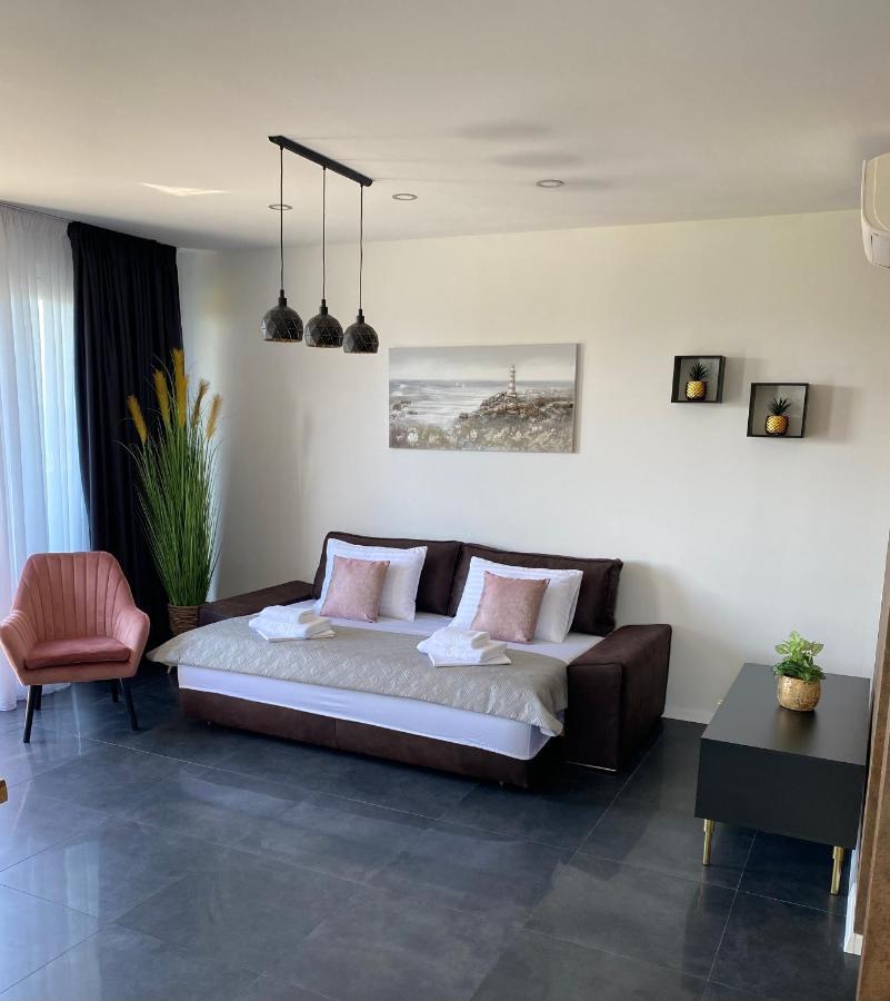 Villa Donatella Podstrana Bagian luar foto